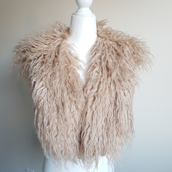 Free People Accessories - Free People Faux Fur Stole/Scarf